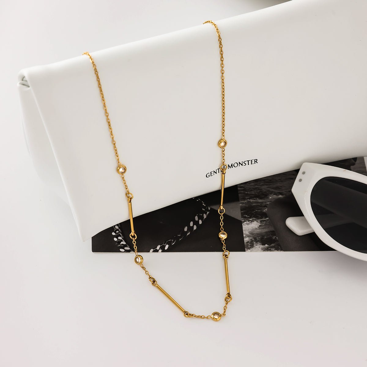 Baguettes Scintillantes Necklace - 18k Gold Plated Jewelry Switzerland