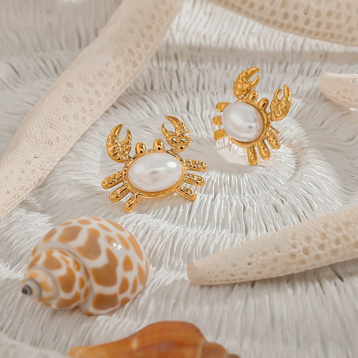 Crabe Perlé Earrings - 18k Gold Plated Jewelry Switzerland
