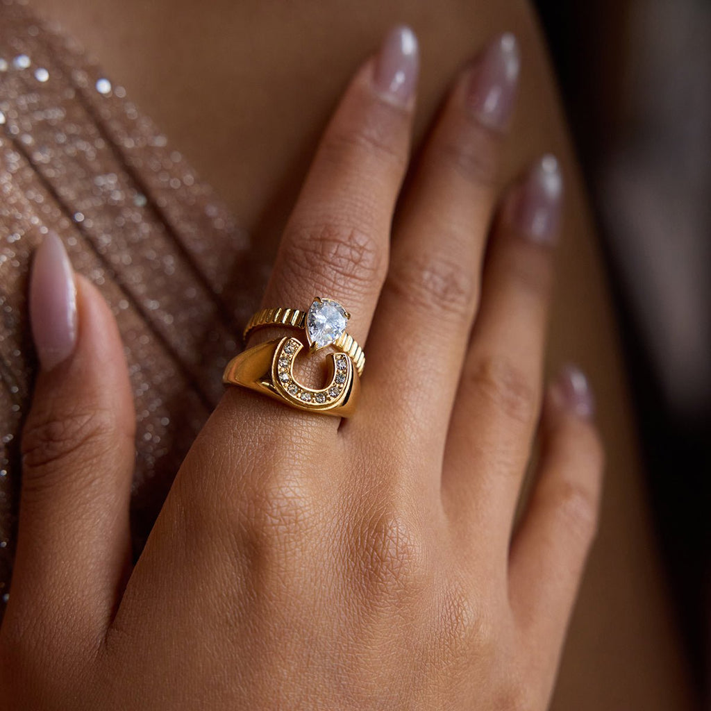 Fer à Cheval Étoilé Ring - 18k Gold Plated Jewelry Switzerland