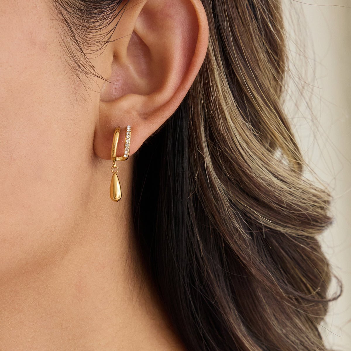 Larmes Scintillantes Earrings - 18k Gold Plated Jewelry Switzerland