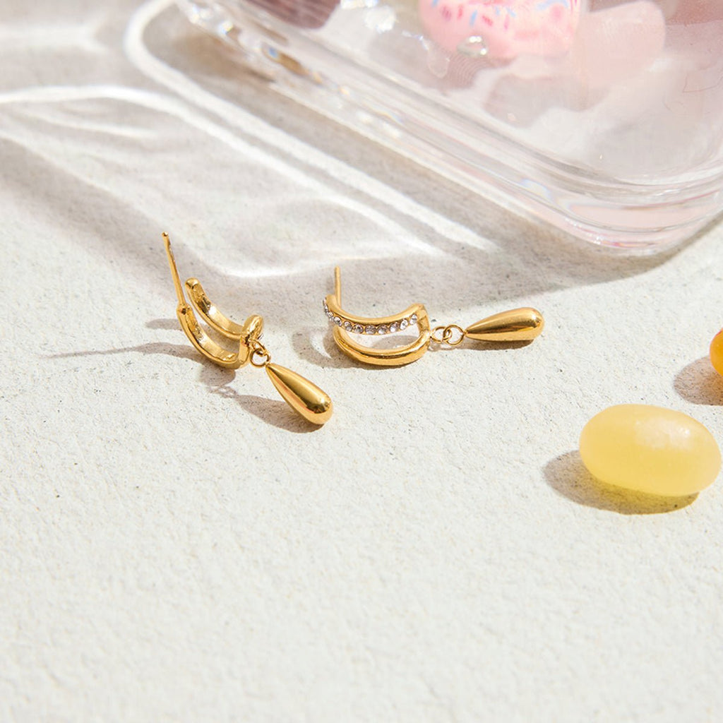 Larmes Scintillantes Earrings - 18k Gold Plated Jewelry Switzerland