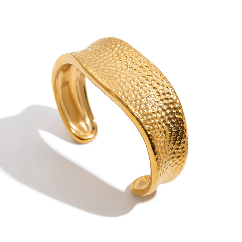 Manchette Dune d’Or Bracelet - 18k Gold Plated Jewelry Switzerland