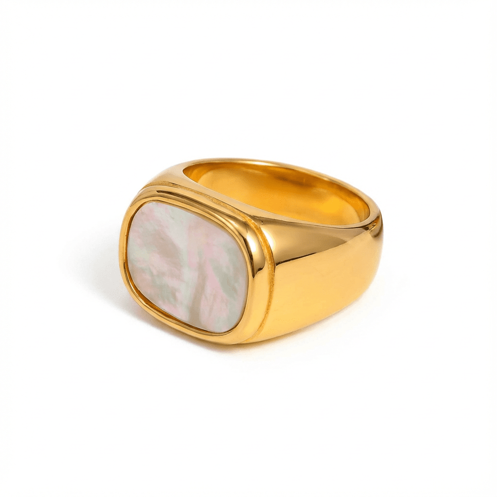 Nacre d’Hiver Signet - 18k Gold Plated Jewelry Switzerland