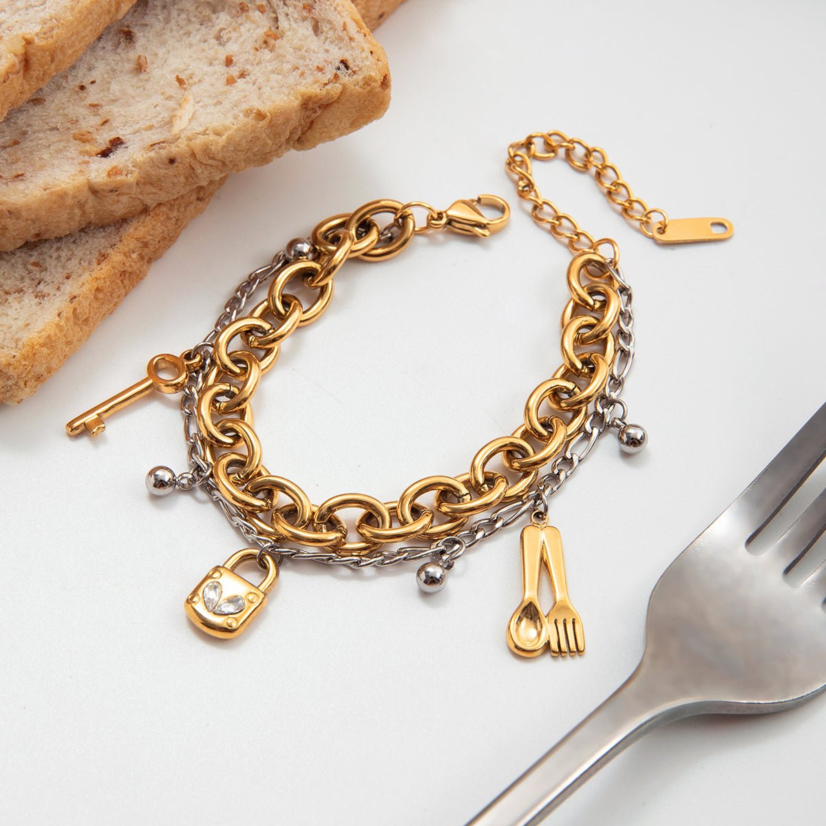 Silent Embrace - 18k Gold Plated Jewelry Switzerland