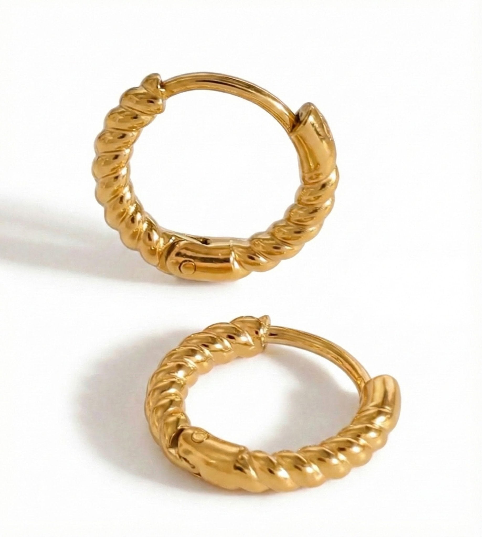 Torsade d’Or Mckella Hoops Earrings - 18k Gold Plated Jewelry Switzerland