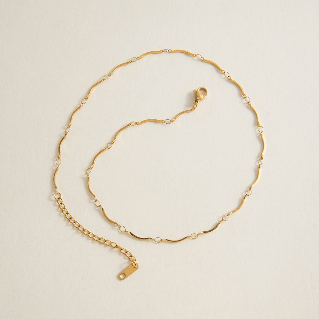 Vague d’Or Necklace - 18k Gold Plated Jewelry Switzerland