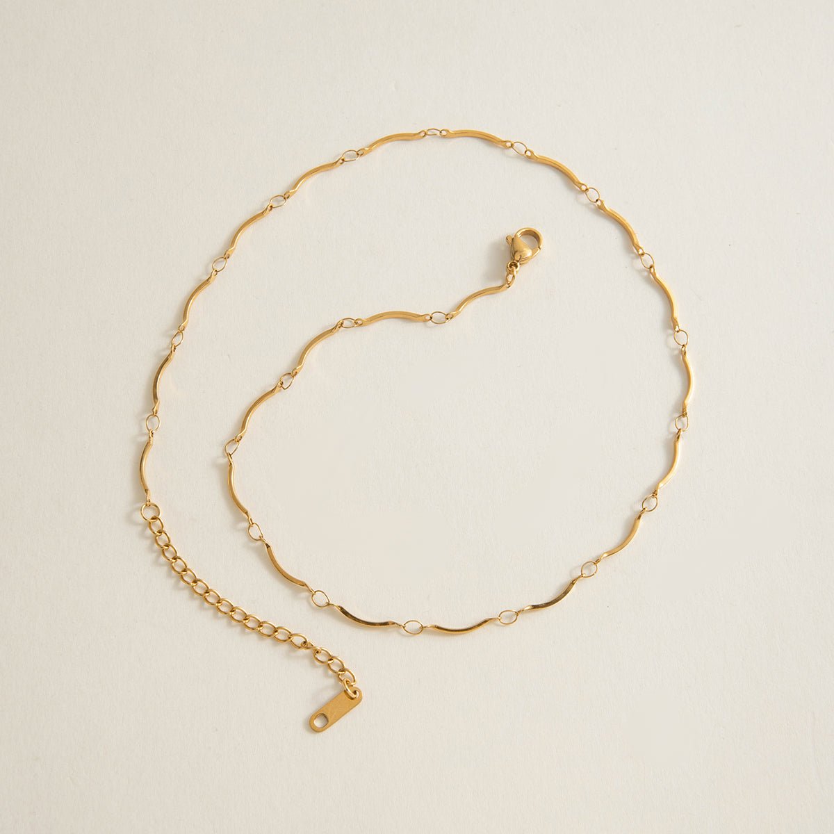 Vague d’Or Necklace - 18k Gold Plated Jewelry Switzerland