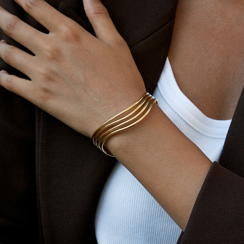 Vagues d’Or Cuff - 18k Gold Plated Jewelry Switzerland