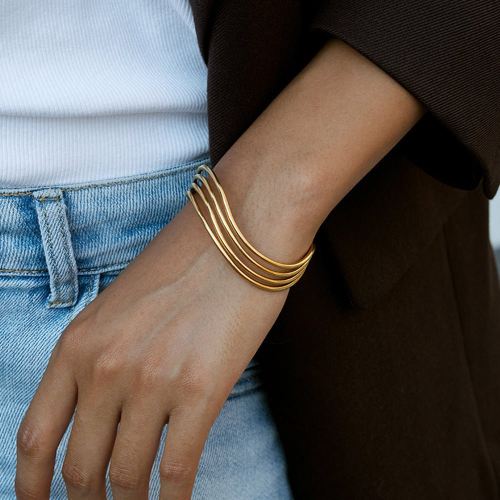 Vagues d’Or Cuff - 18k Gold Plated Jewelry Switzerland